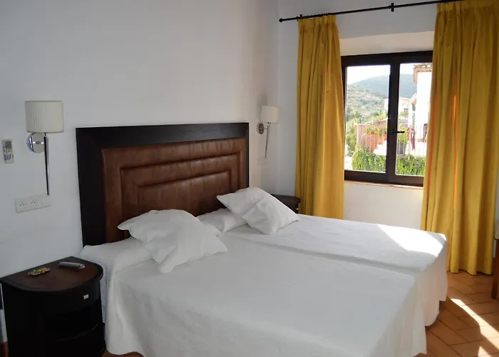 Turísticos - Alisos 3*